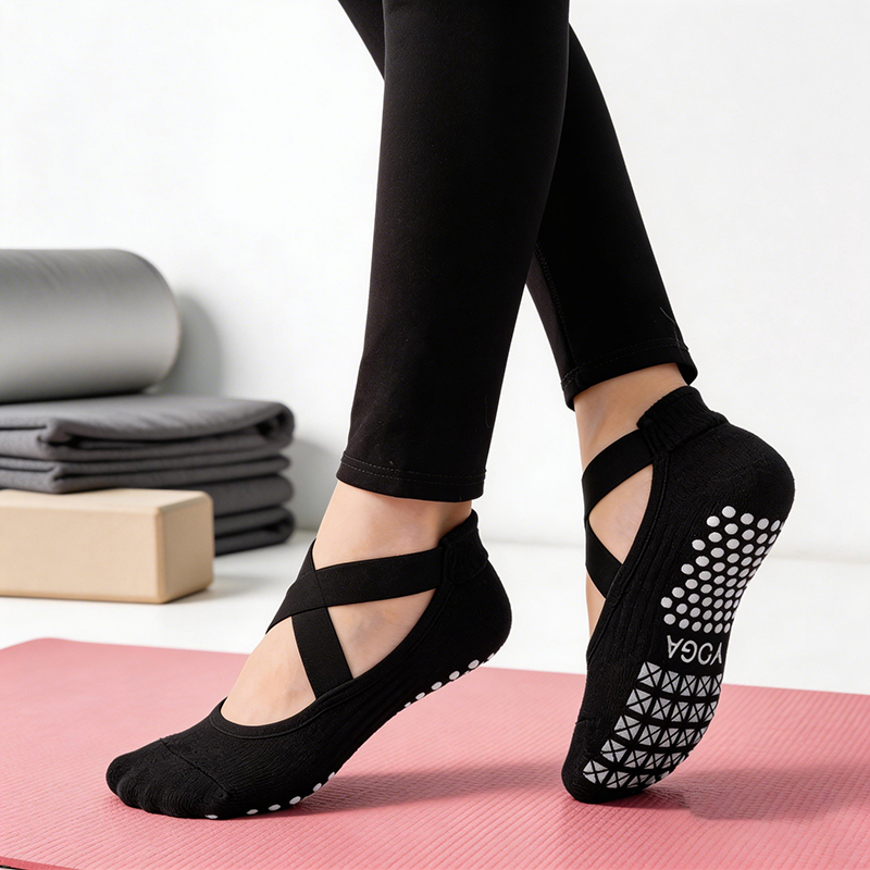 Yoga Fitness Pilates - Women Non-Slip Yoga Socks Silicone Indoor
