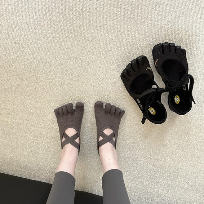 Women's Criss-Cross Strappy Fi - Yoga Fitness Pilates 评论和价格